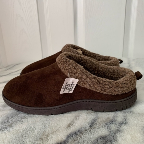 32 Degrees Men's Slippers size 8-9 - Picture 4 of 8